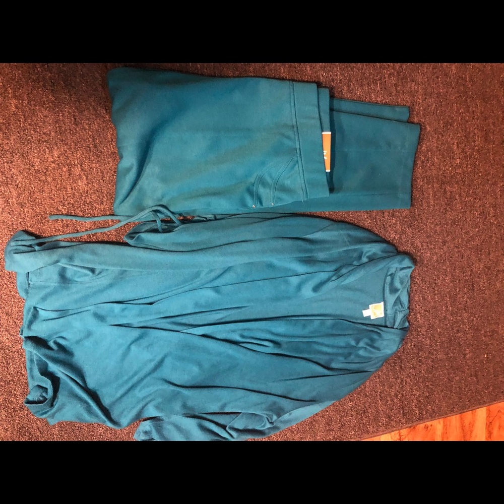 Nwt outfit pants and jacket